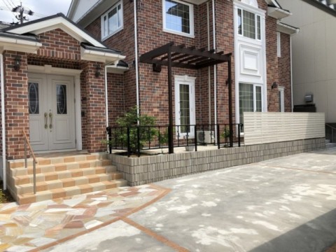 住宅のｲﾒｰｼﾞとﾏｯﾁしたｴｸｽﾃﾘｱ