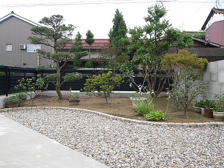 和風庭園  植木を再利用